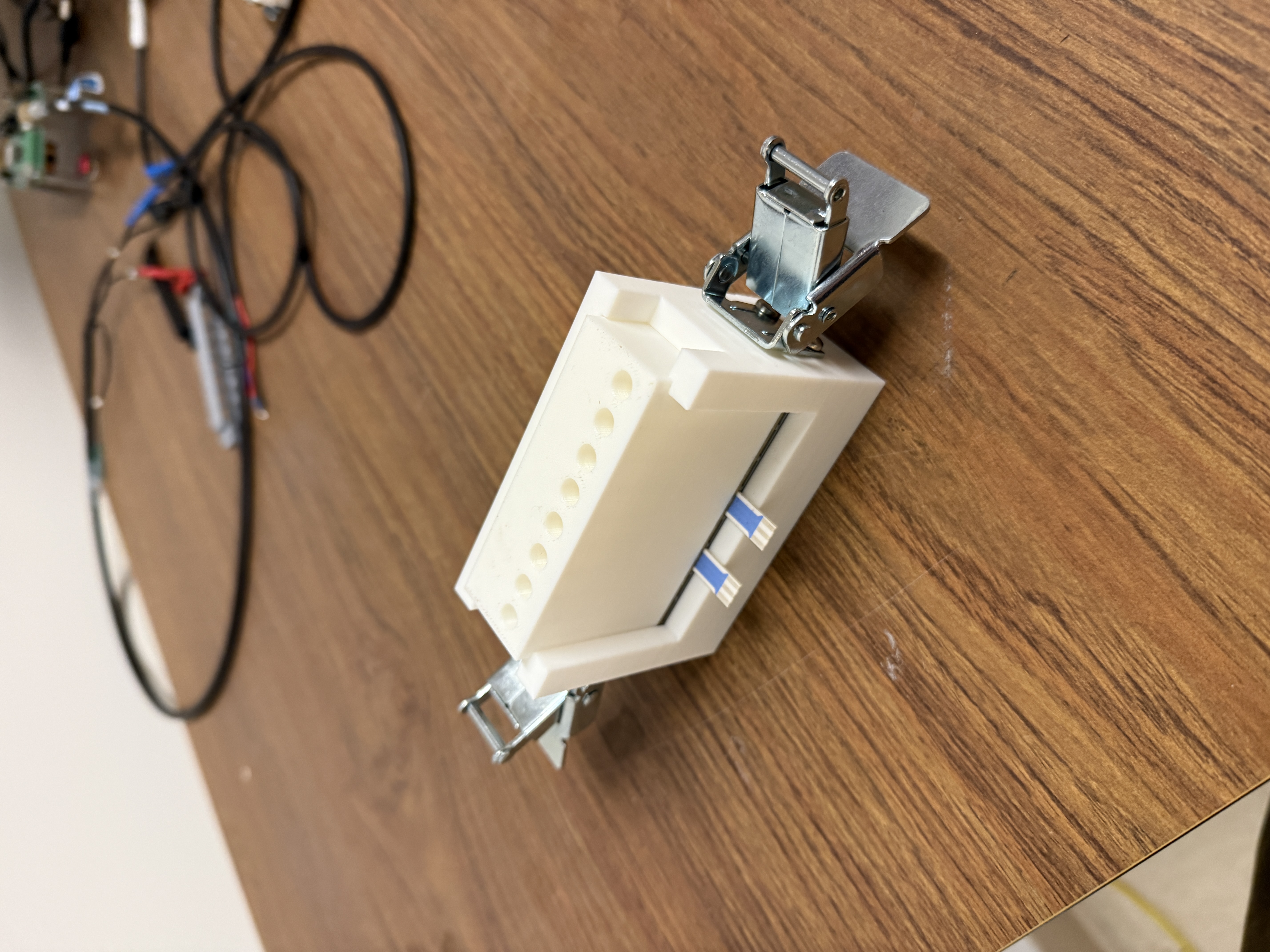 SDU manifold, gasket, and BVT chip bench setup